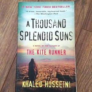 A Thousand Splendid Suns book